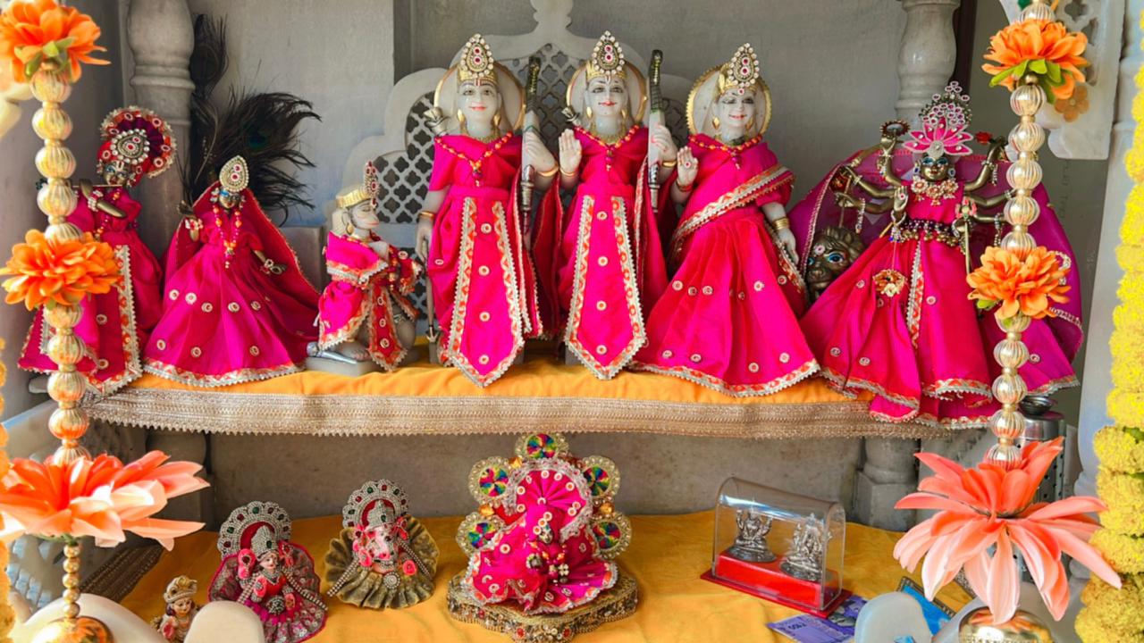 🌟 Ram Darbar (Bright pink )