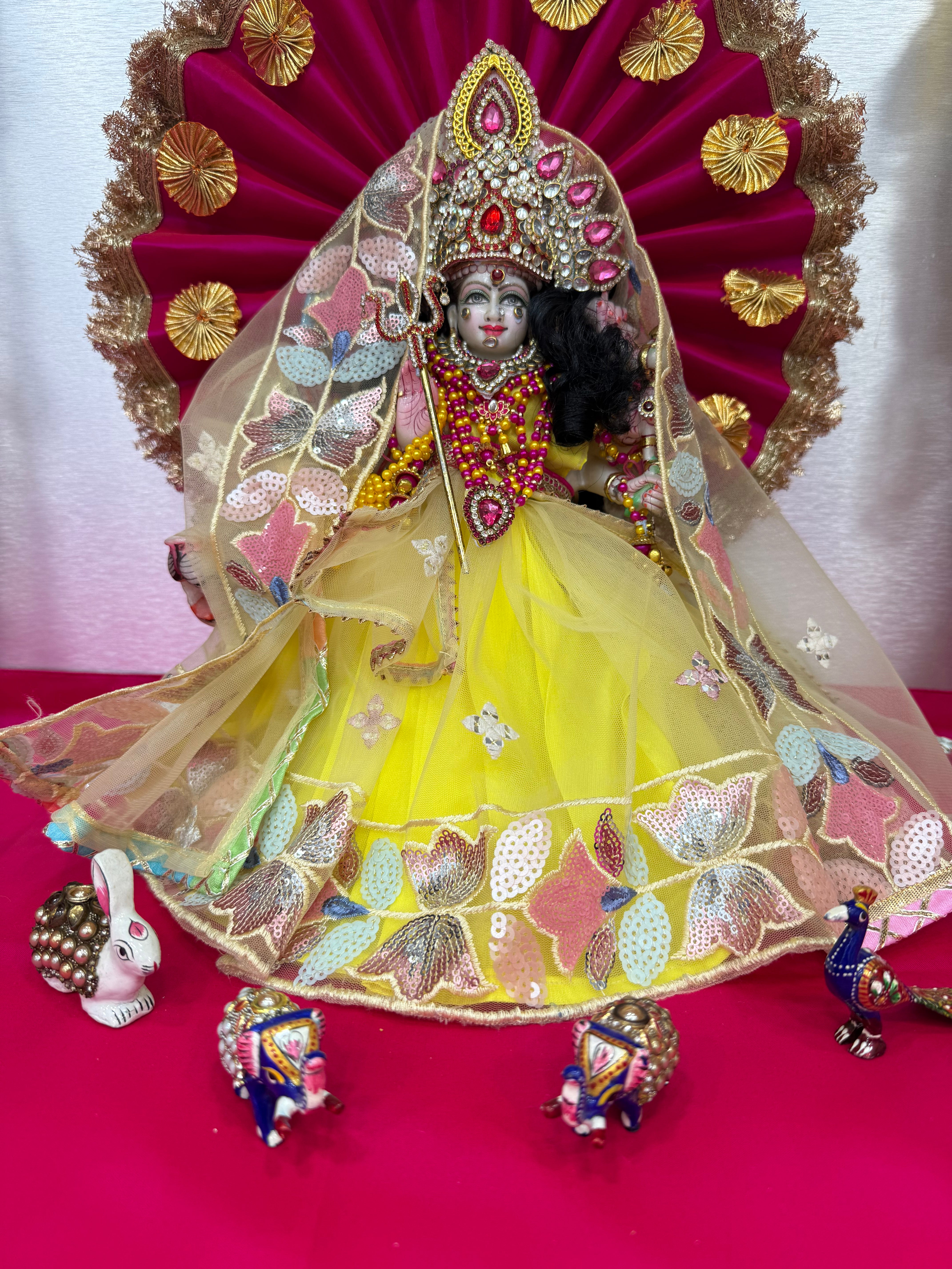 🌟 Mata Rani (yellow with pink stone mukut)