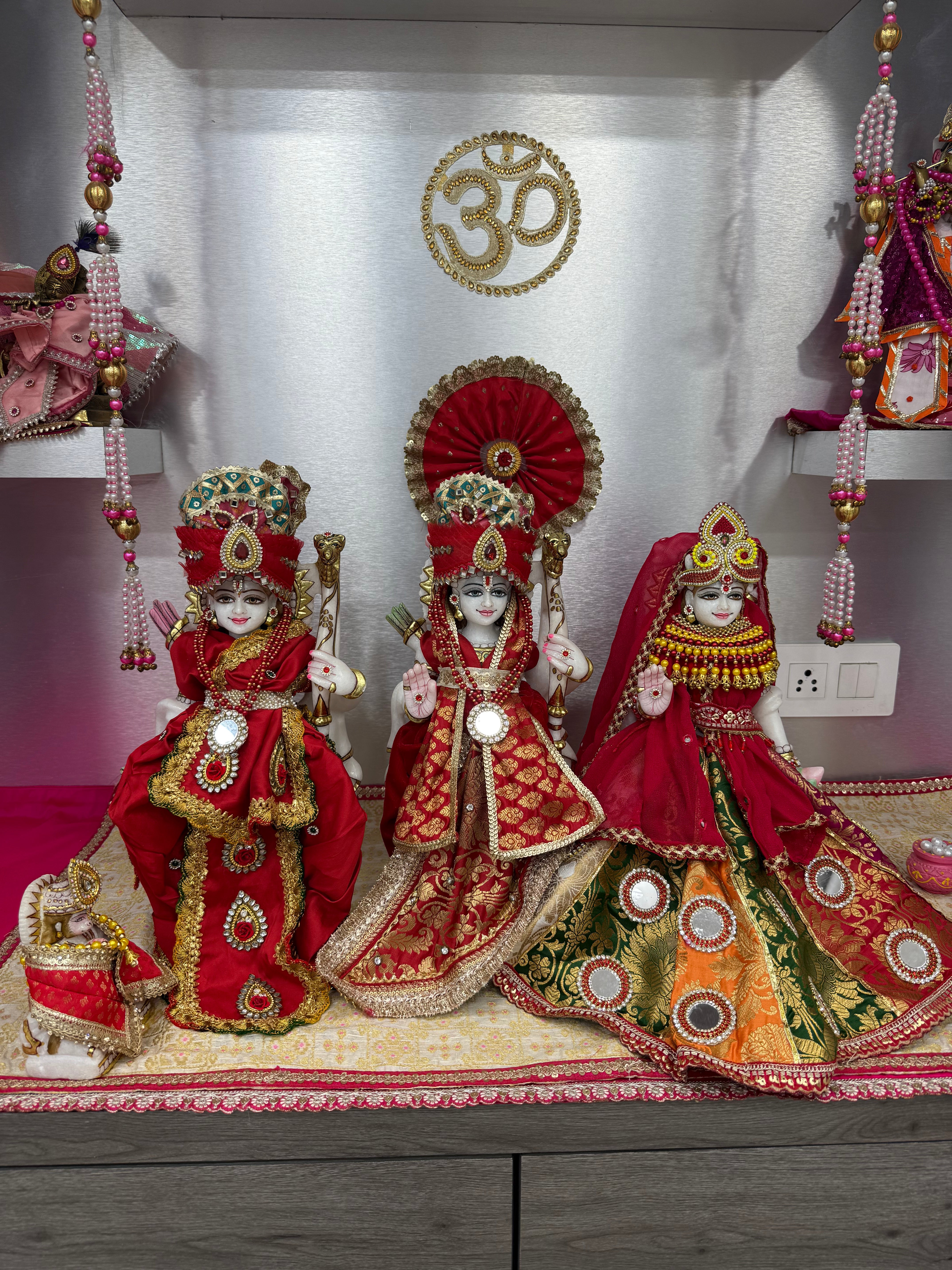 🌟 Ram Darbar (Red , Dark Green & Orange)