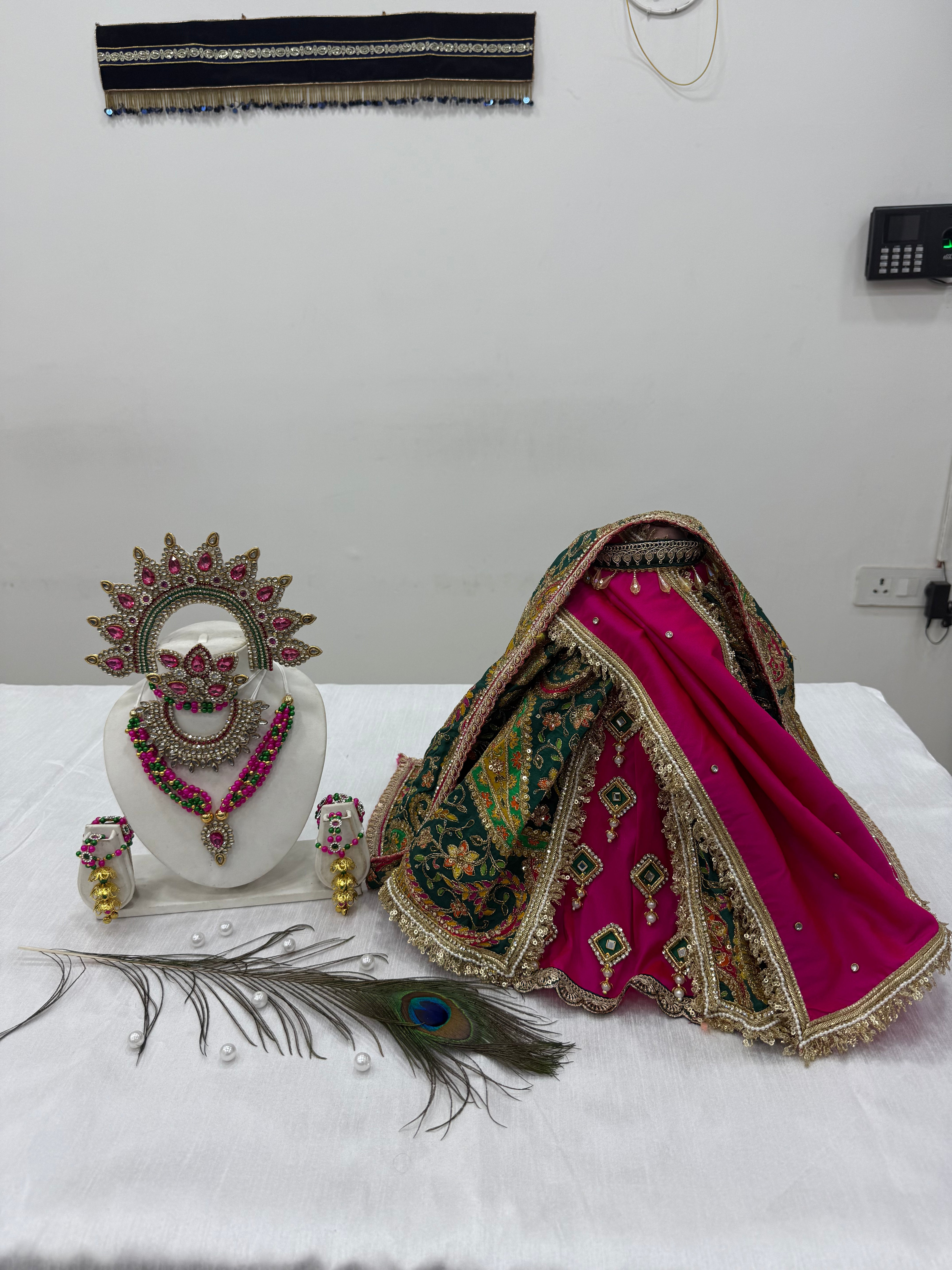 🌟 Dublicate Mata Rani (Dark Pink & Dark Green) (Copy)