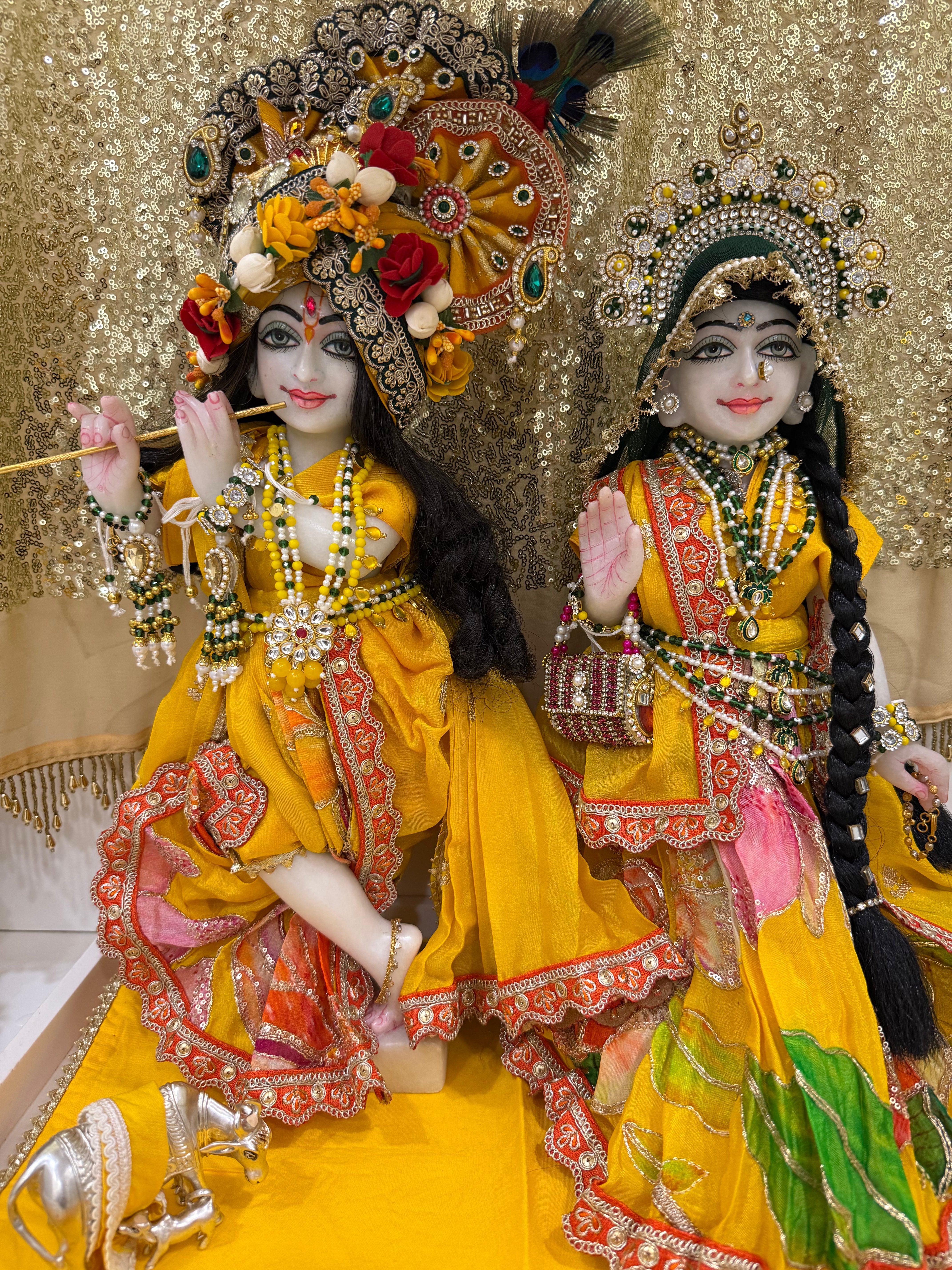 🌟 Radha Krishna (Yellow with orange border)