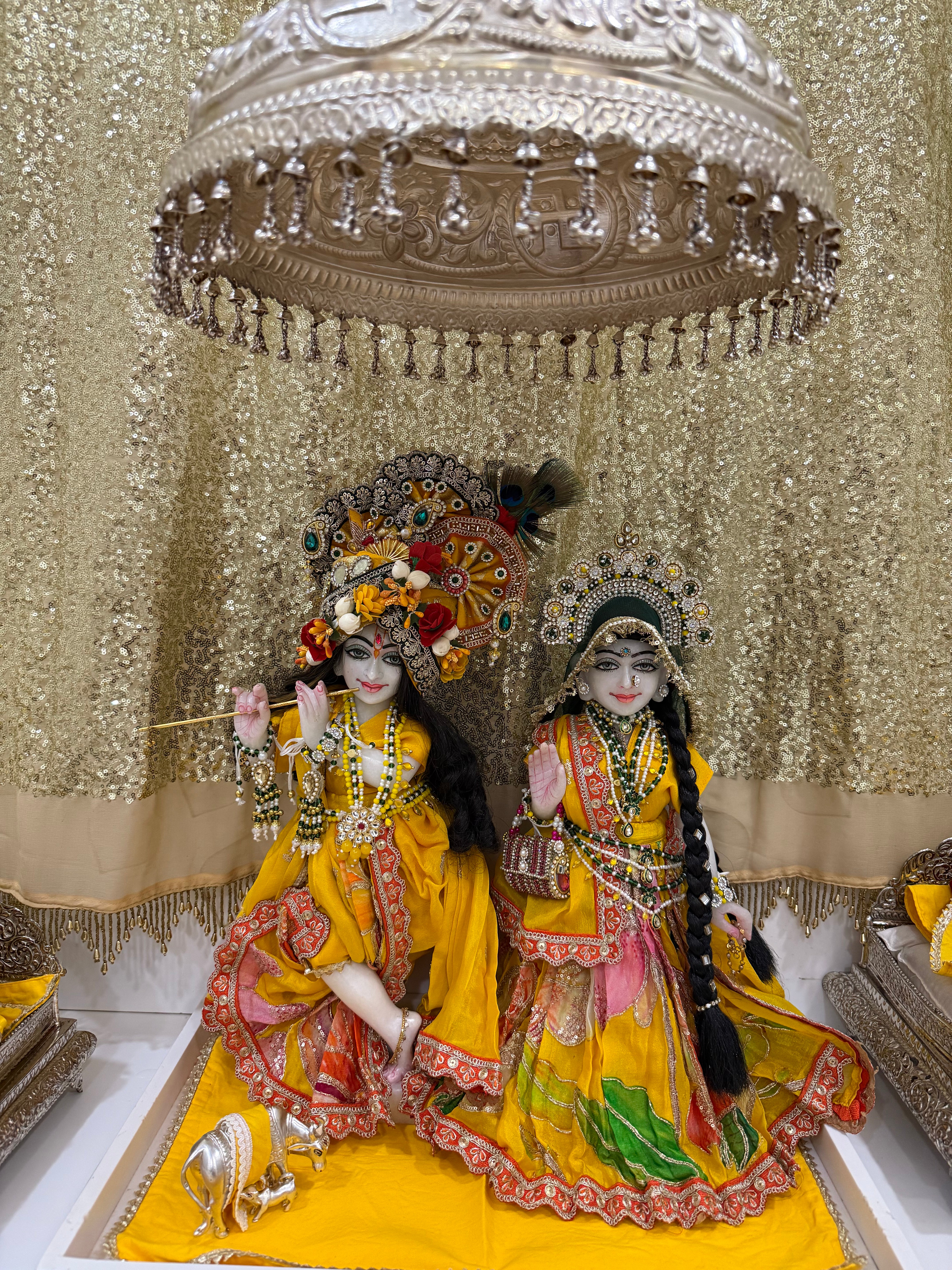 🌟 Radha Krishna (Yellow with orange border)