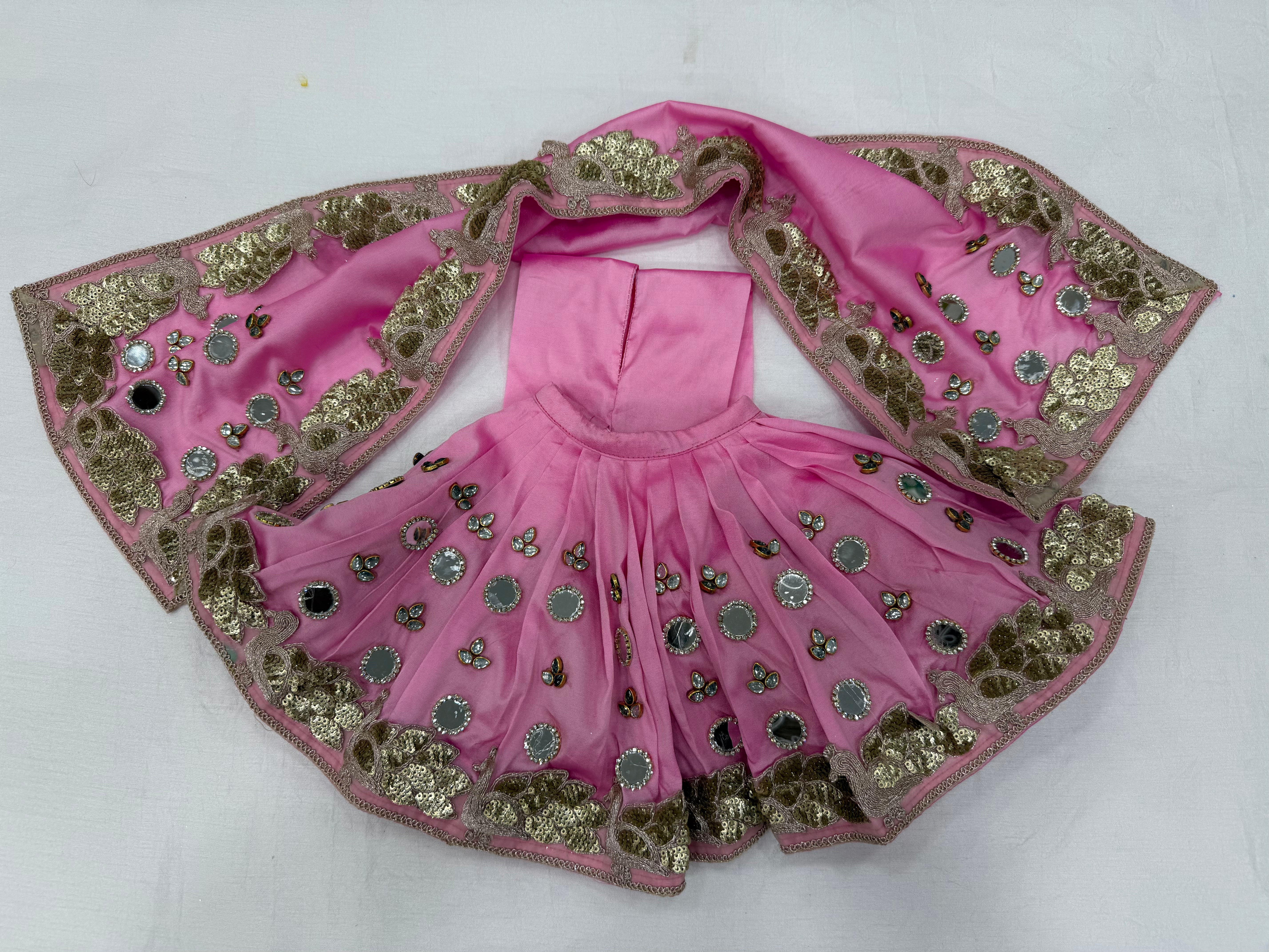 🌟 Radha Krishna (light pink with mirror work)