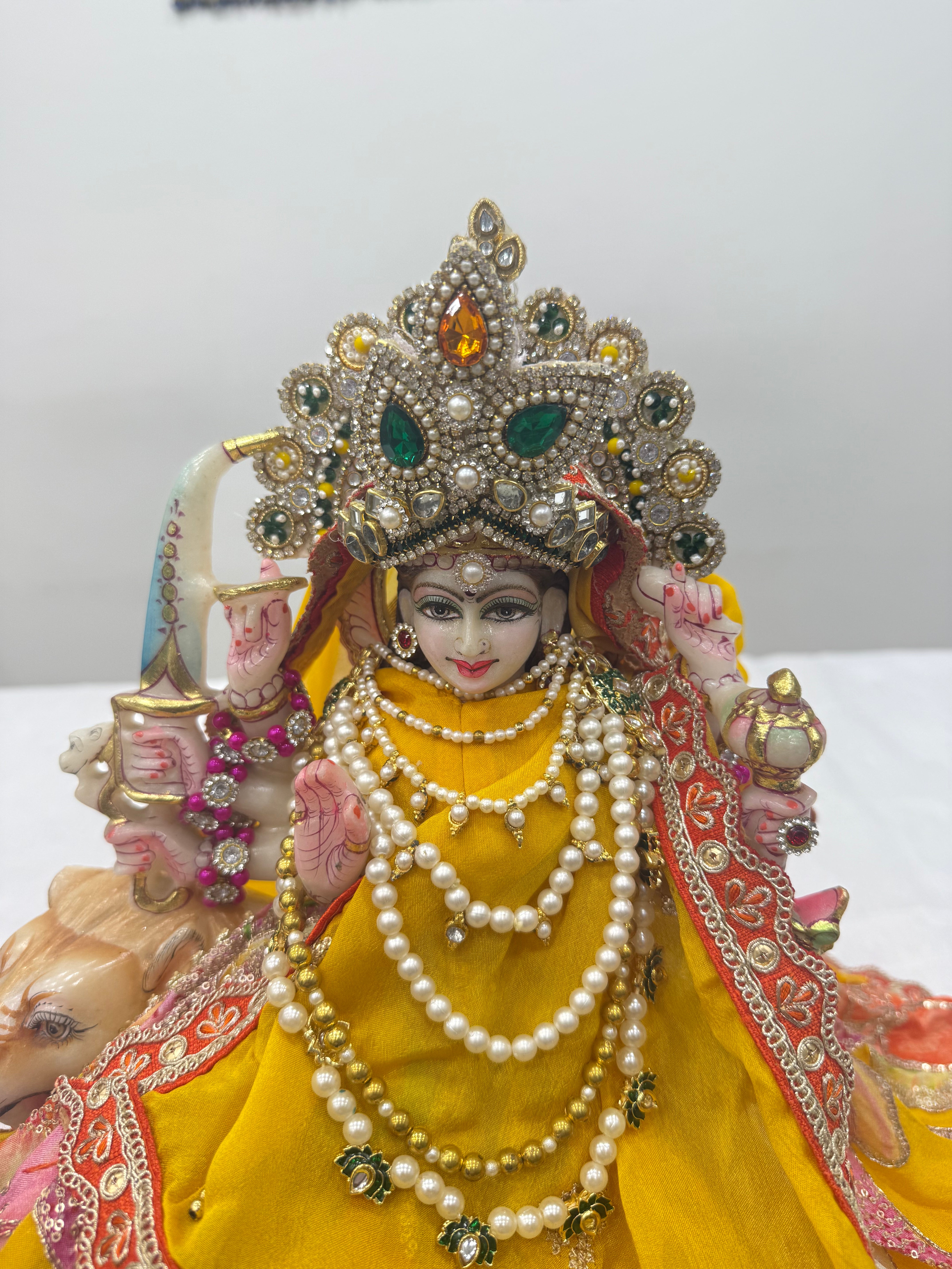 🌟 Mata Rani (yellow with orange outline)