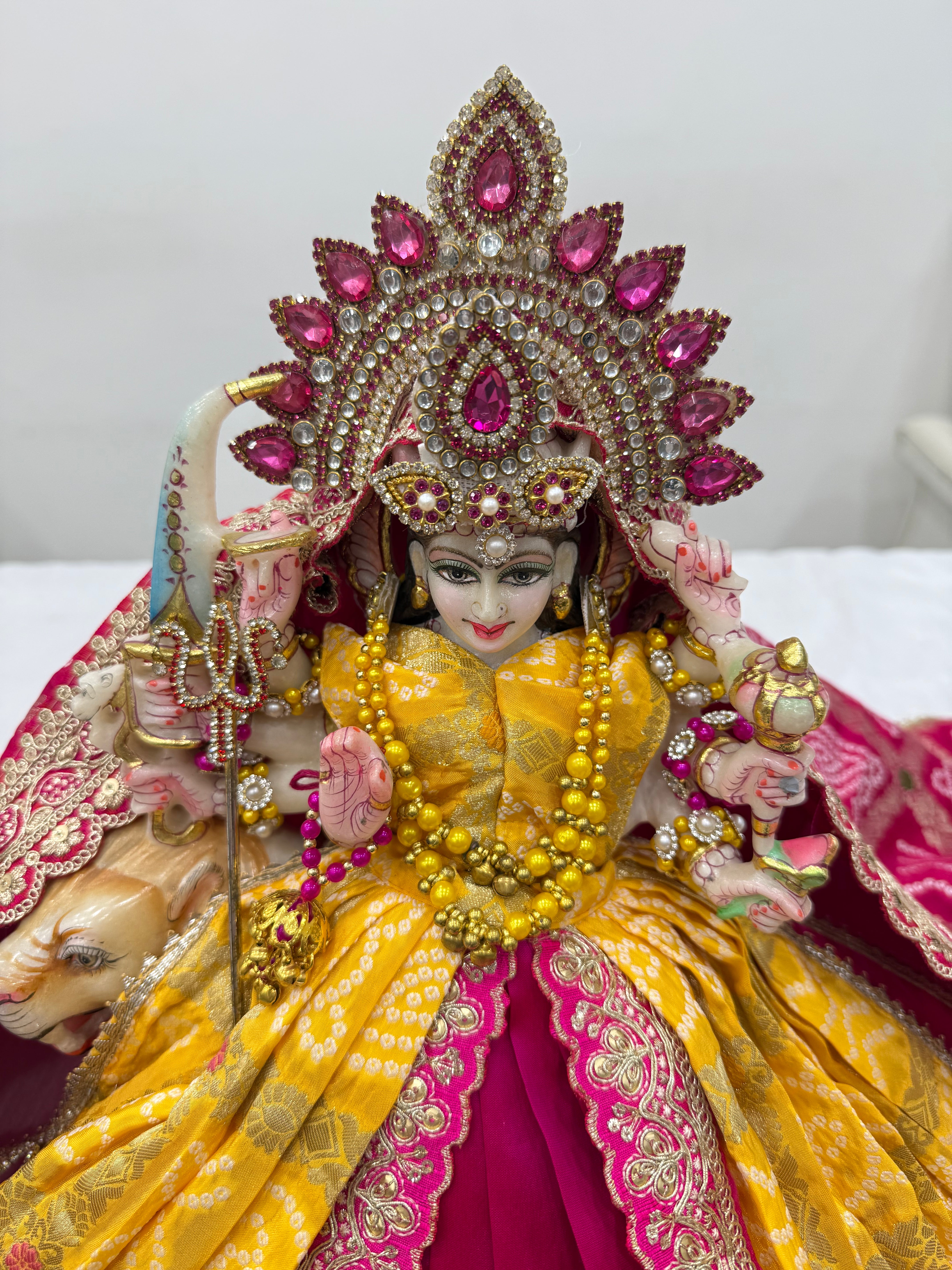 🌟 Mata Rani (yellow with pink mukut)