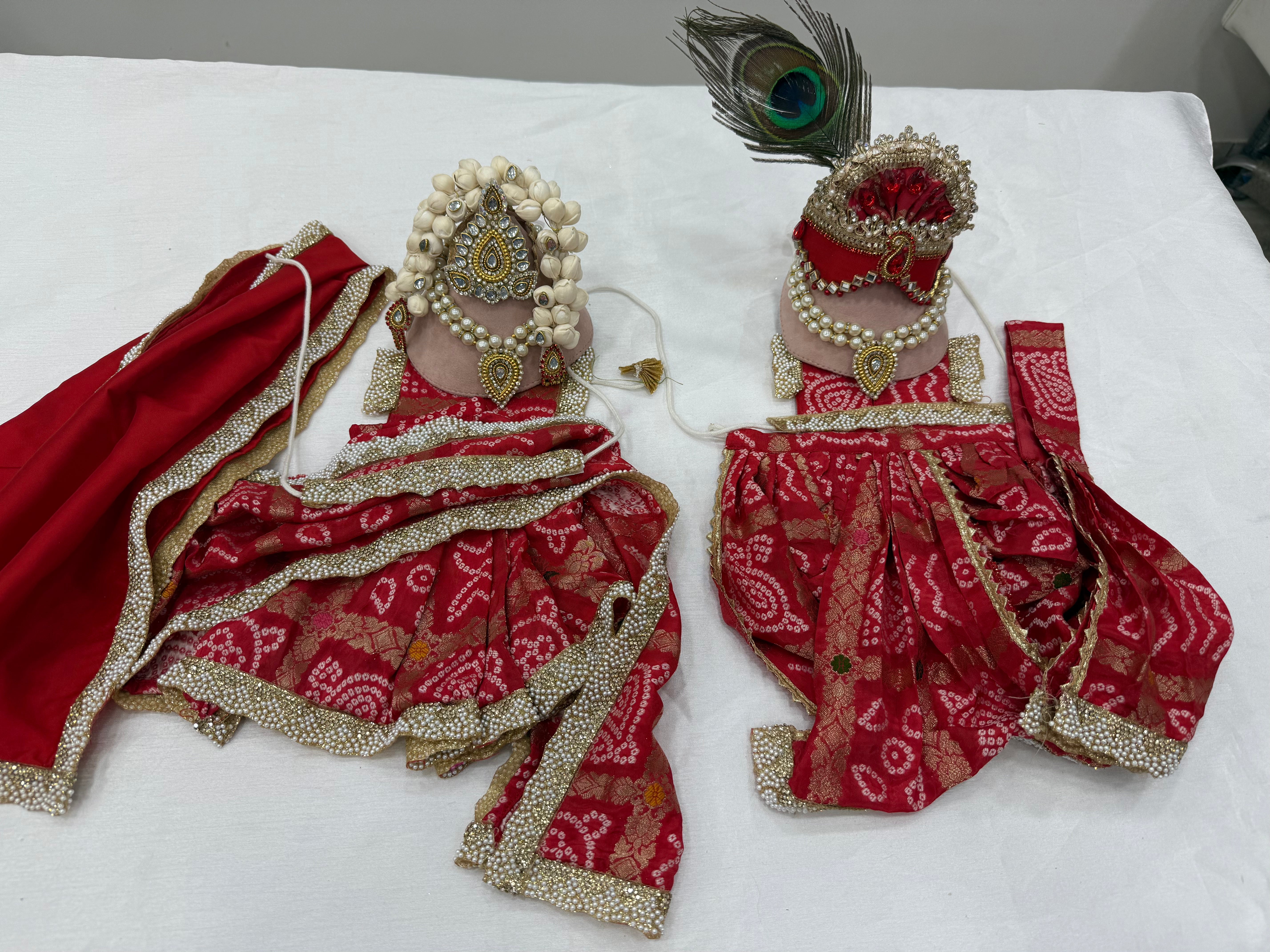 🌟 Radha Krishna (red with off white Perl)