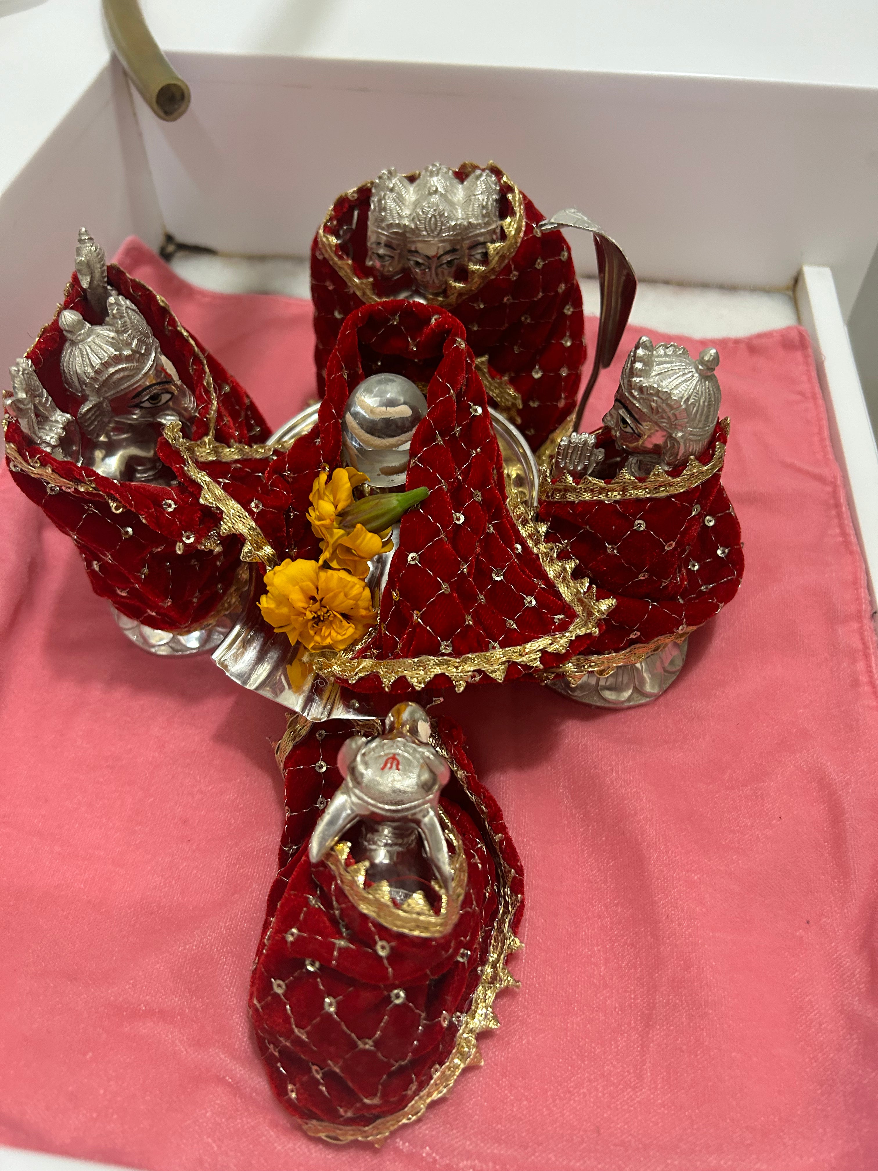 🌟 Gauri Shankar (Maroon)