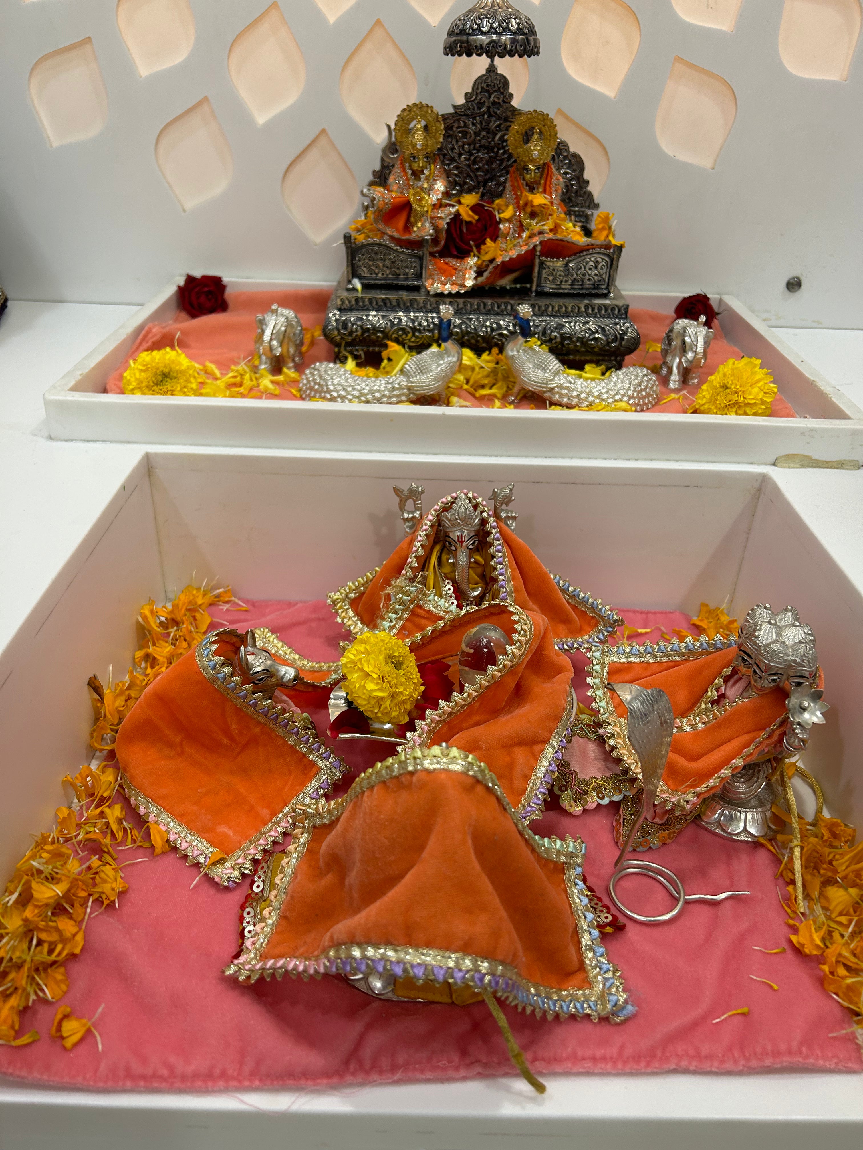 🌟 Gauri Shankar (Yellow-Orange)