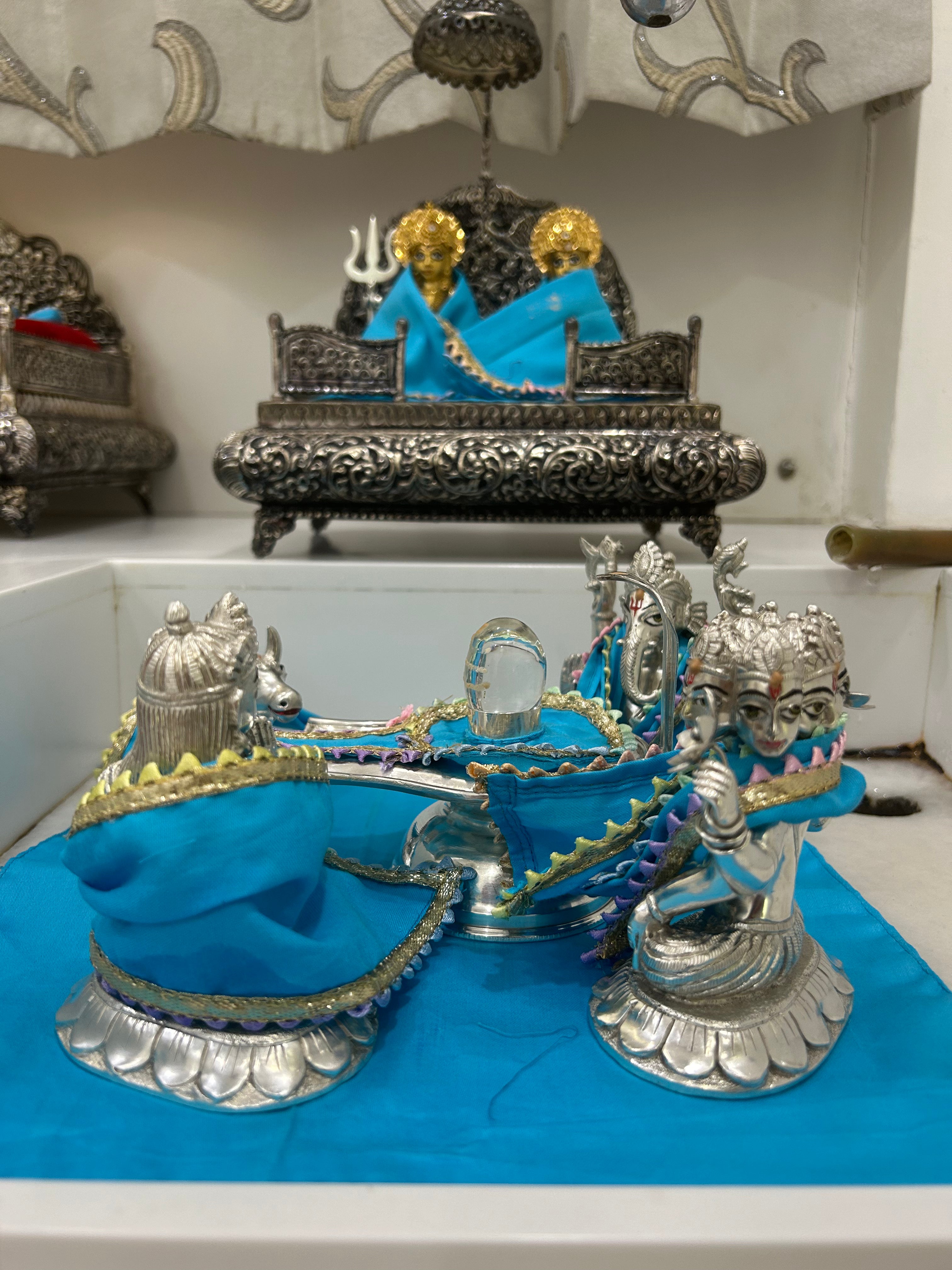 🌟 Gauri Shankar (Sky Blue with golden Outline)
