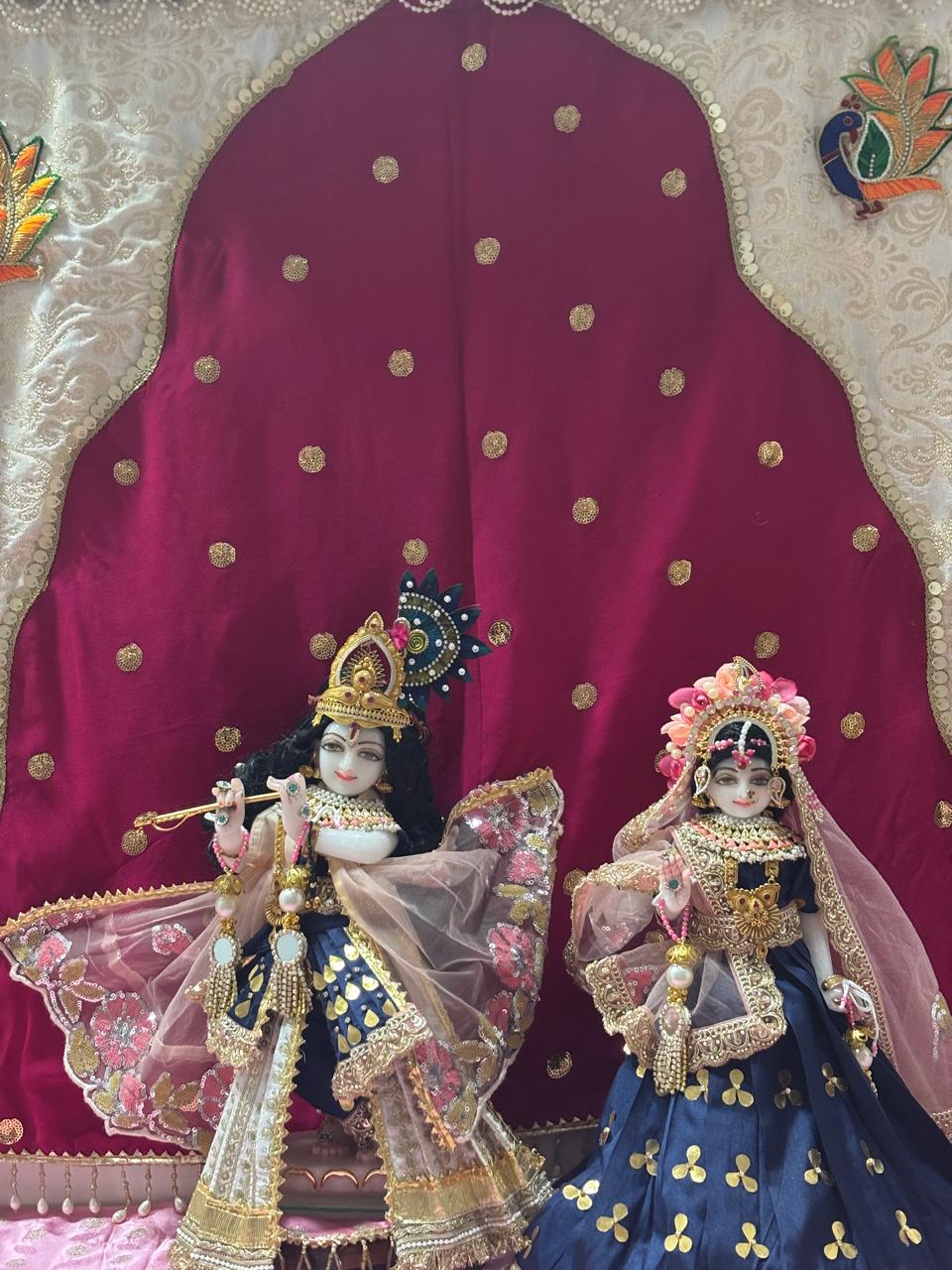 🌟 Radha Krishna Regular Poshak Set (for 14"-18")