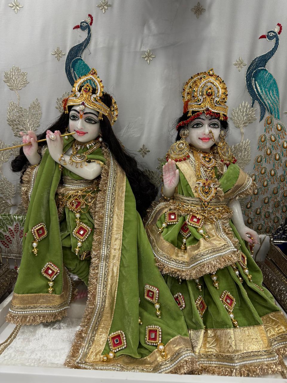 🌟 Radha Krishna Poshak Set (Rich Green Colour)