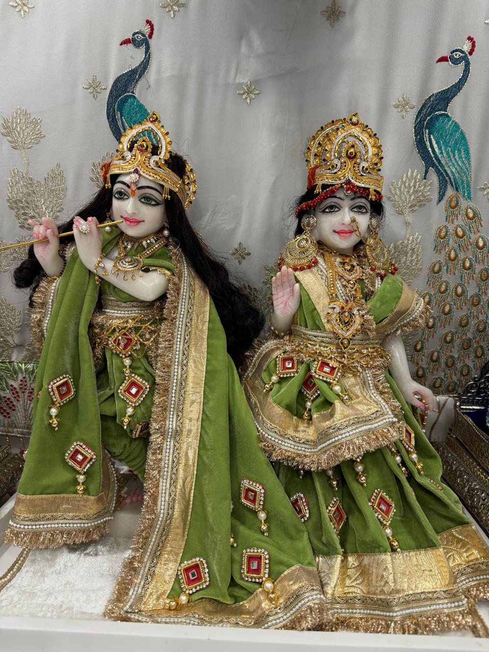 🌟 Radha Krishna Poshak Set (Rich Green Colour)