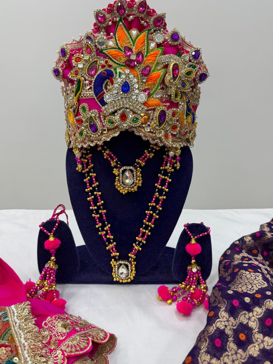🙏 Radha Krishna Premium Poshak Set –2.5 feet | Complete Set with Accessories