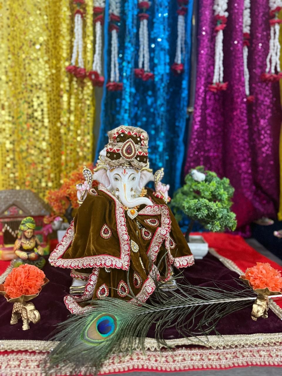 ❄️ Winter Special Ganesh Ji Poshak Set (for 16"-22")