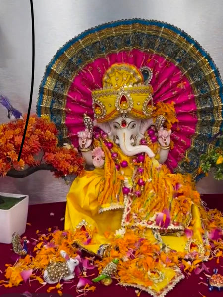 🌟 Ganesh ji (Saffron)