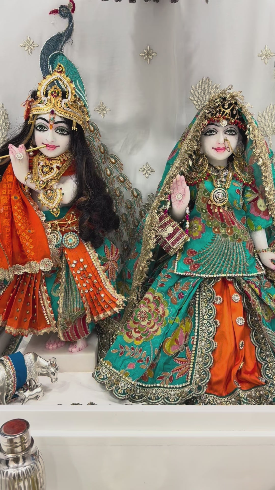 Load video: 🌟 Radha Krishna (teal with orange)