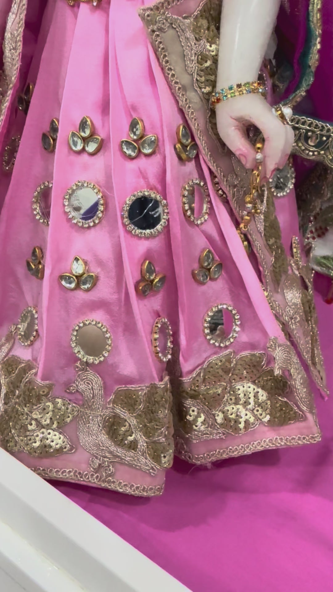 Load video: 🌟 Radha Krishna (light pink with mirror work)