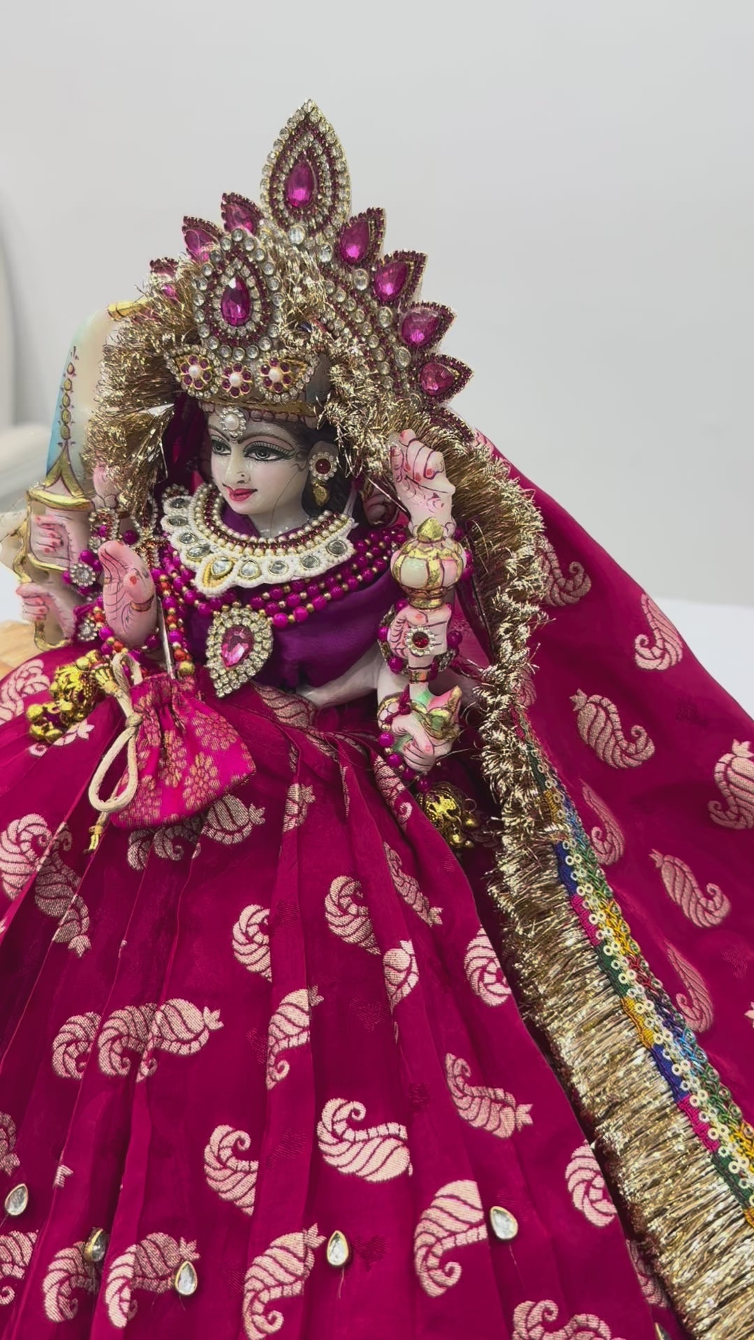 Load video: 🌟 Mata Rani (maroon with mirror work)