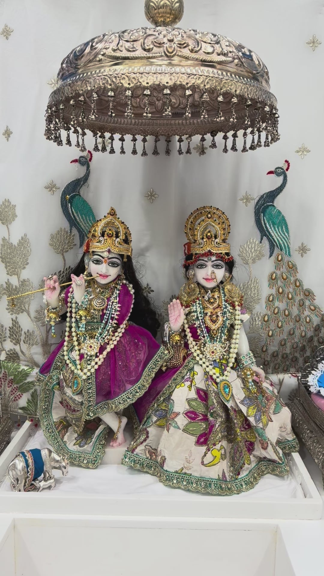 Load video: 🌟 Radha Krishna (Magenta &amp; Cream)