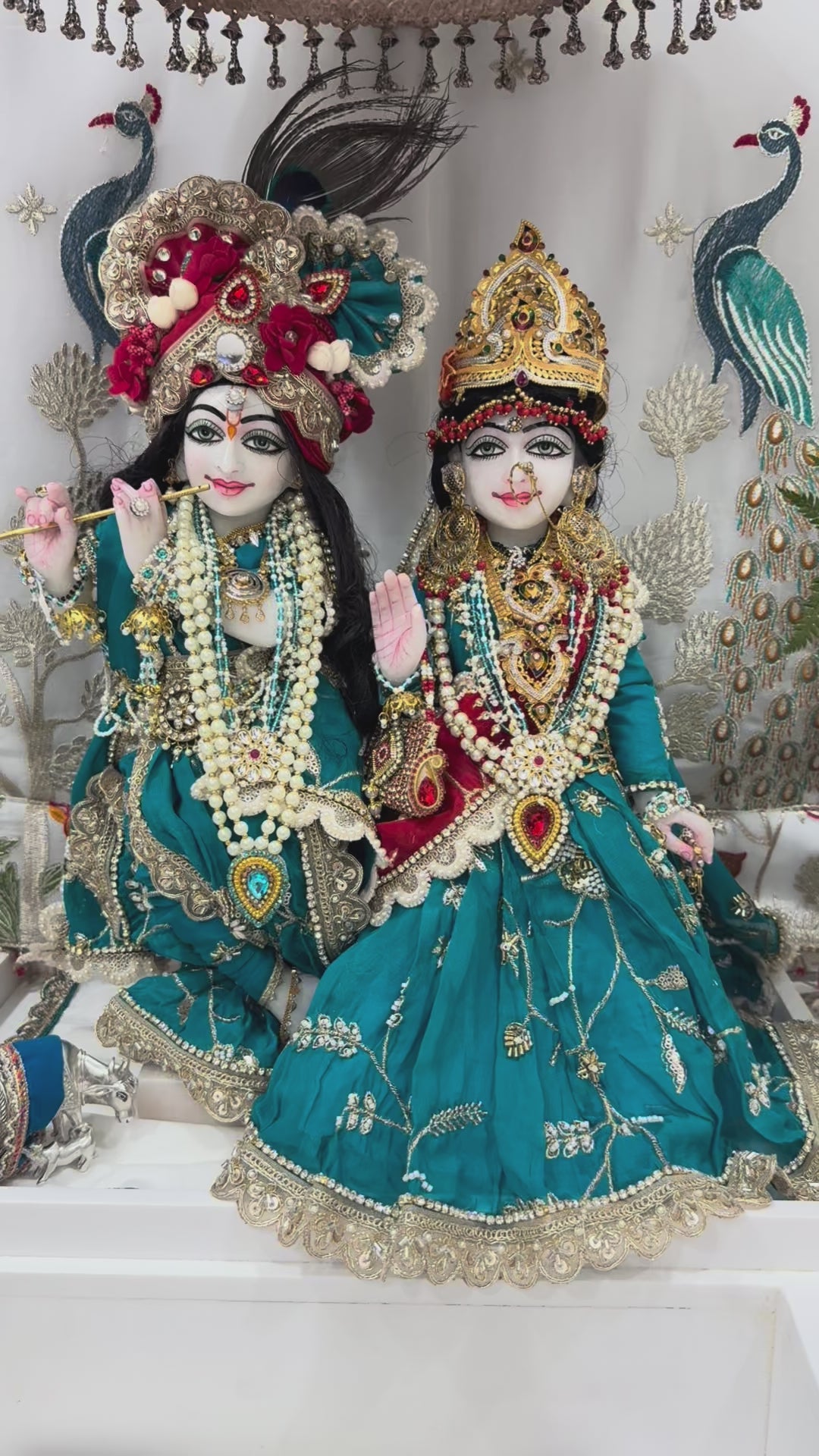 Load video: 🌟 Radha Krishna (Blue Sapphire &amp; Red)