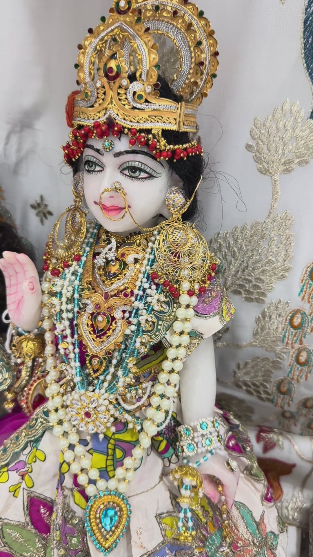 Load video: 🌟 Radha Krishna (Magenta &amp; Cream)