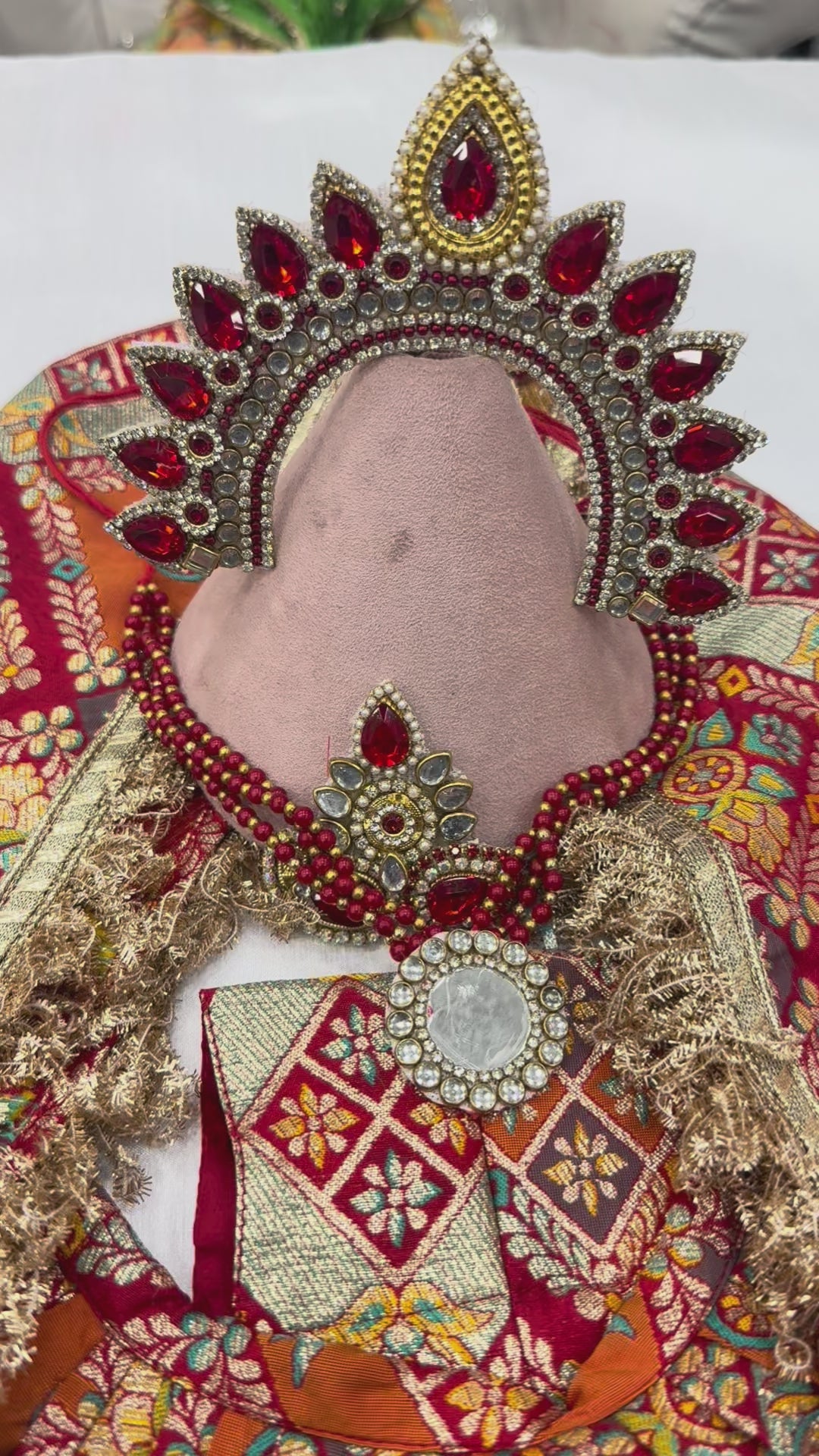 Load video: 🌟 Gauri Shankar (multi colour)