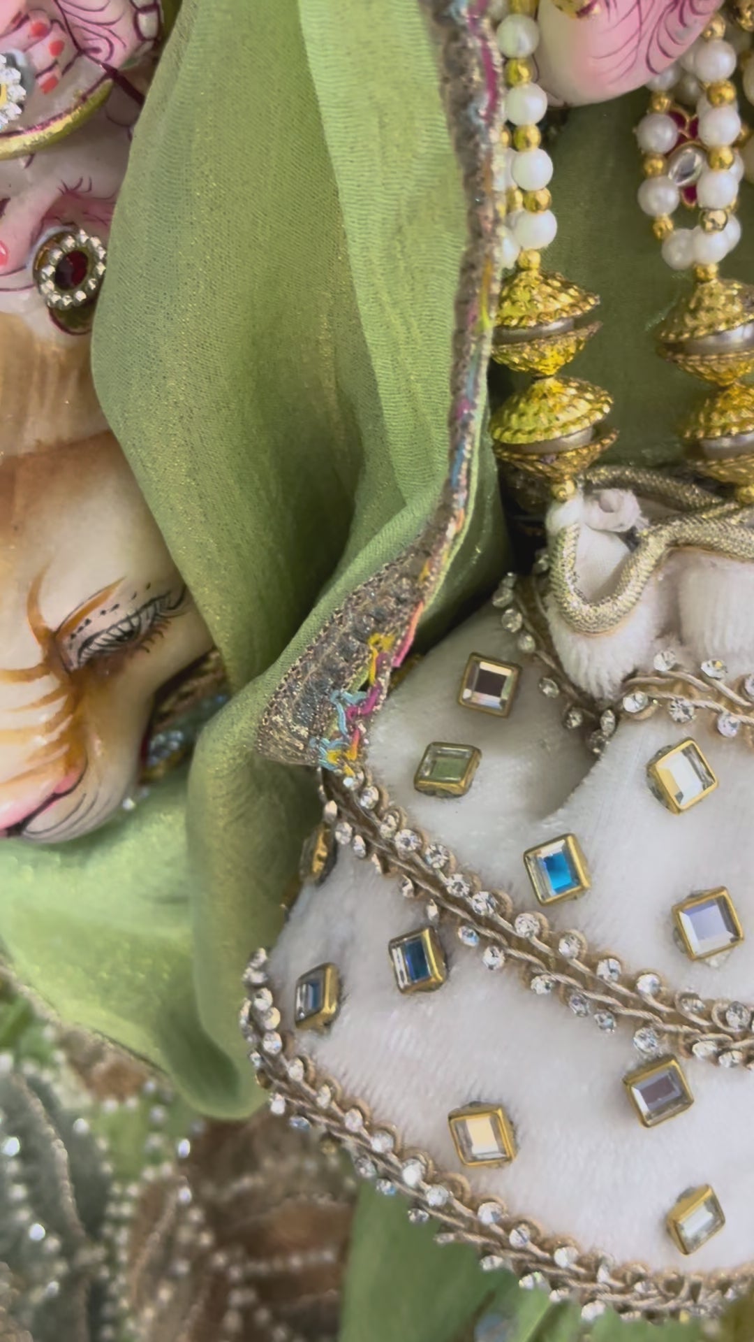 Load video: 🌟 Mata Rani (pale green with red mukut)
