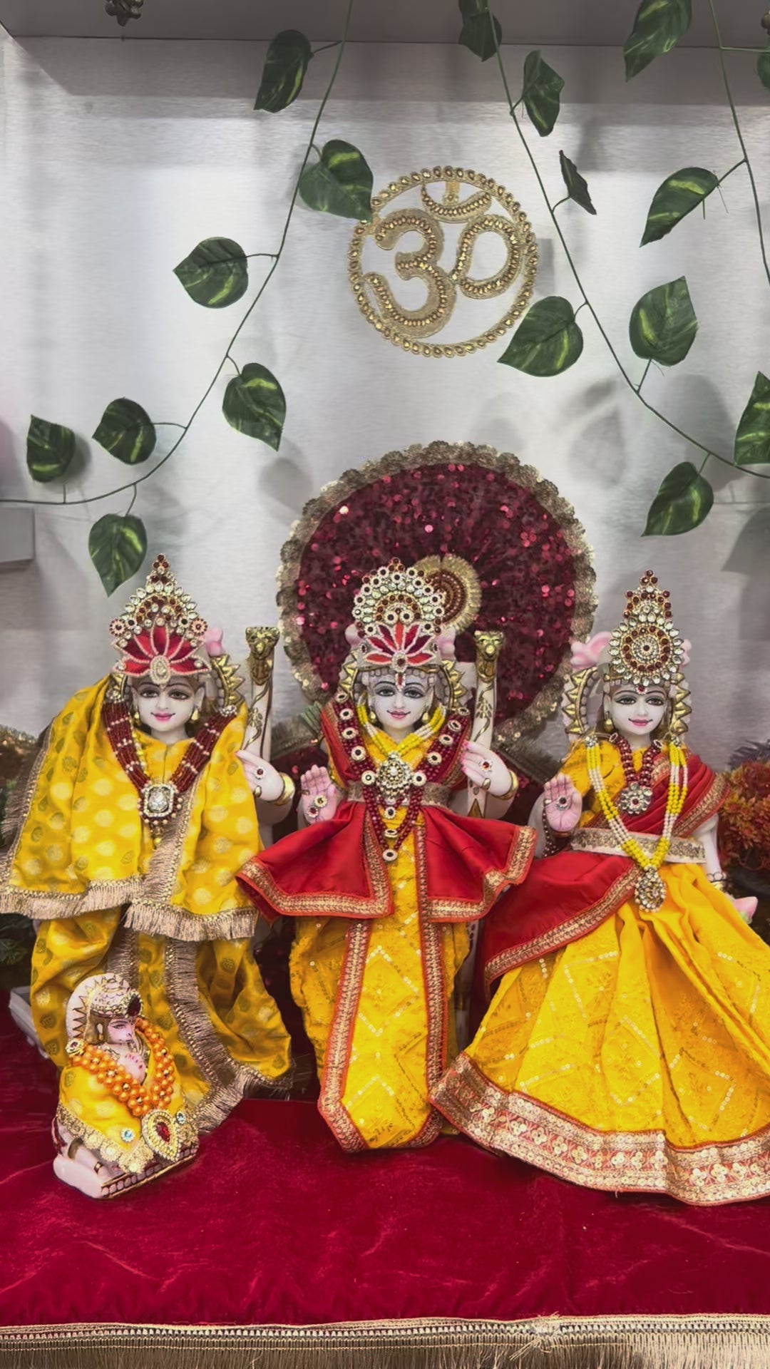Load video: 🌟 Ram Darbar (Yellow &amp; Orange)